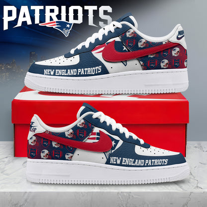 New England Patriots | Premium Gridiron Classic Low Top Shoes Nth1