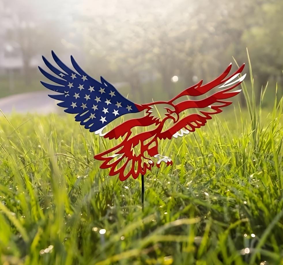 Patriotic Eagle Garden Stake – American Flag Metal Yard Art, Gift For Veterans
