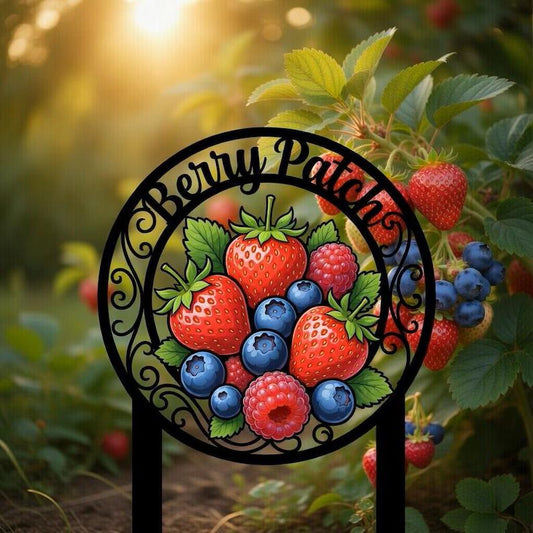 Berry Patch Metal Garden Sign – Strawberry Blueberry Fruit Yard Stake, Gift For Gardener Or Berry Farm Decor