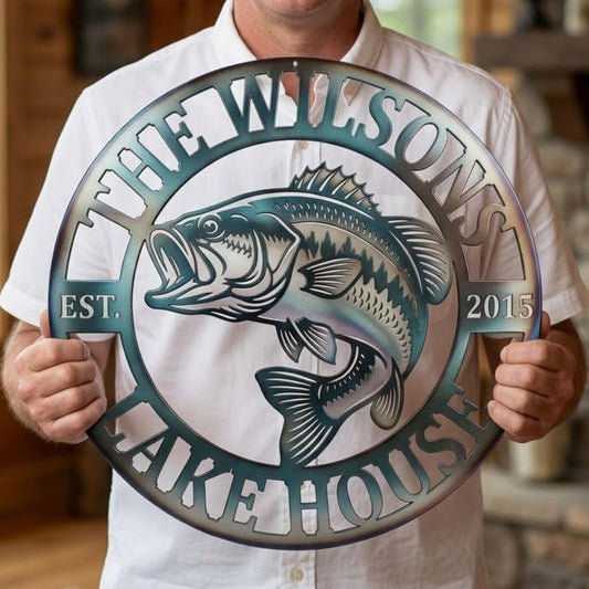 Personalized Lake House Metal Sign – Custom Family Name Bass Fishing Wall Art, Gift For Cabin Or Fisherman